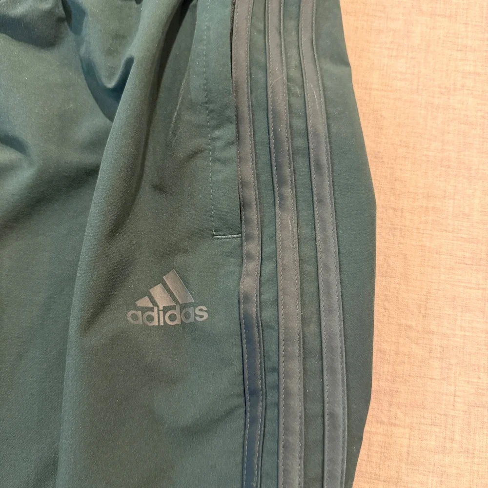 Adidas Mens Joggers Forest Green Three Stripe Track Pants Zipper Pockets Medium